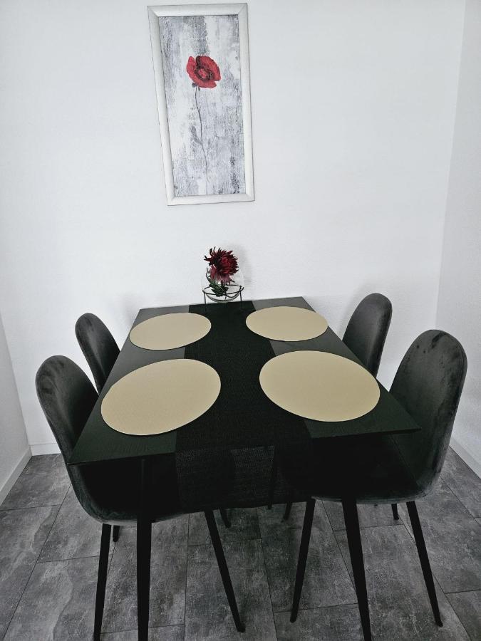 Weinstadt Monteurwohnnung Ferienwohnung 外观 照片