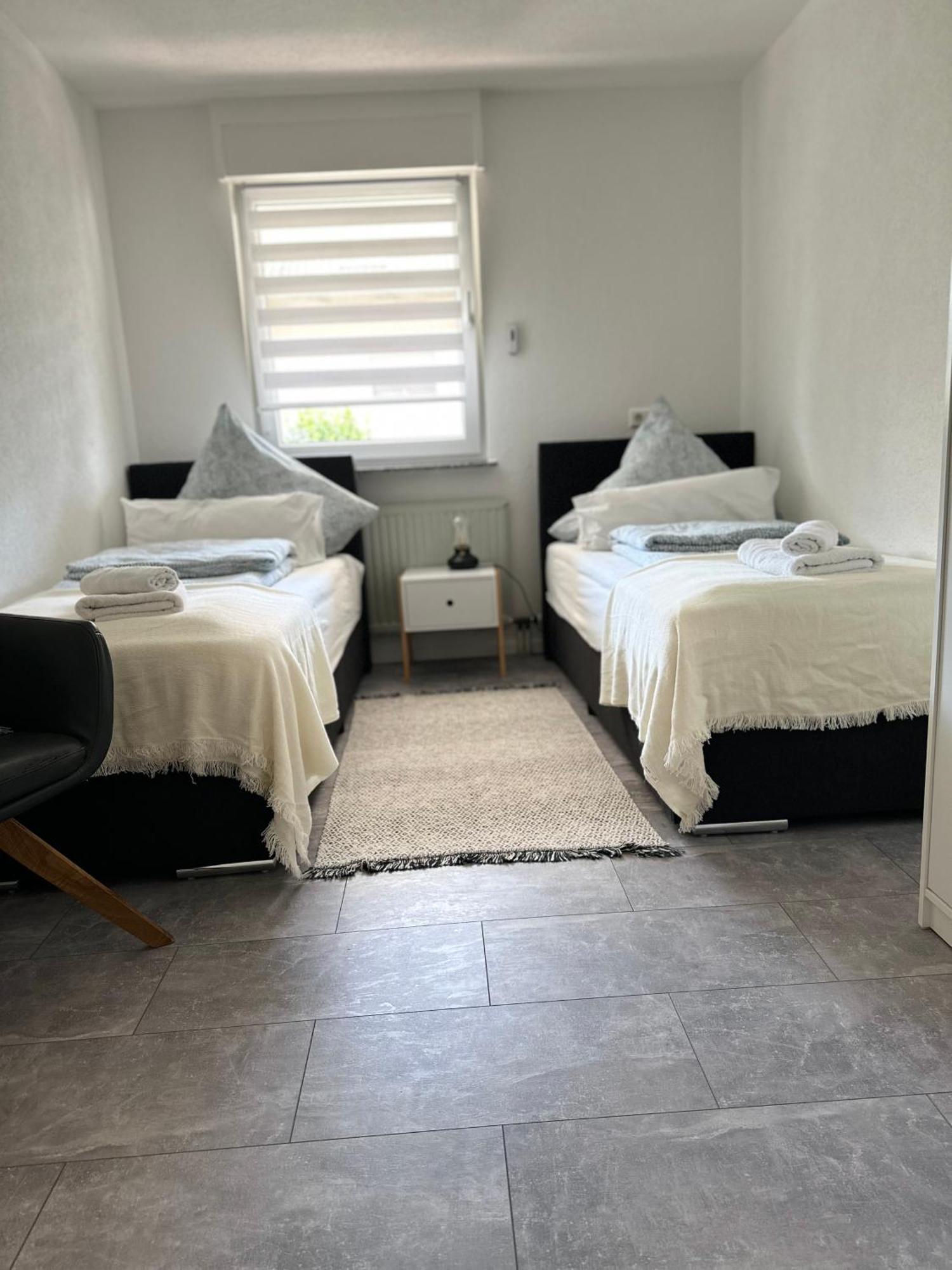 Weinstadt Monteurwohnnung Ferienwohnung 外观 照片